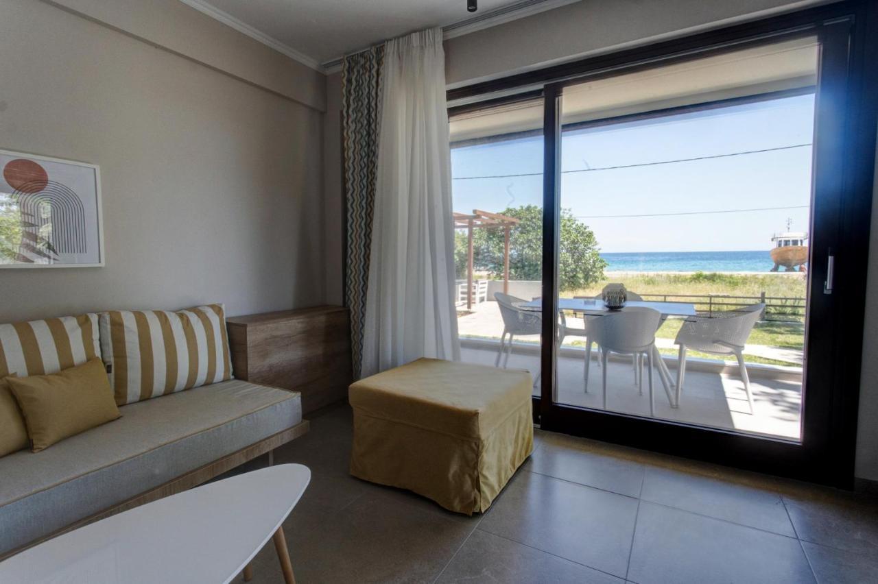 Marineiko Luxury Apartments Ierissos Exterior photo